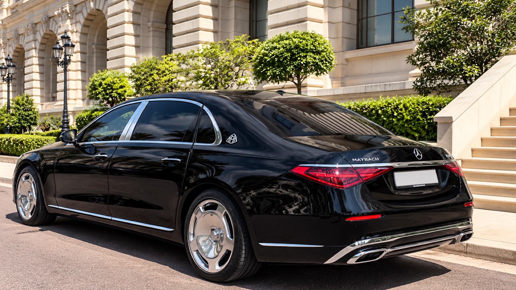 Mercedes-Maybach avec chauffeur à Monaco